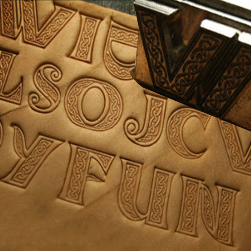 Unique Leather Work - Kelt tarzı La Táne Kültürü 26