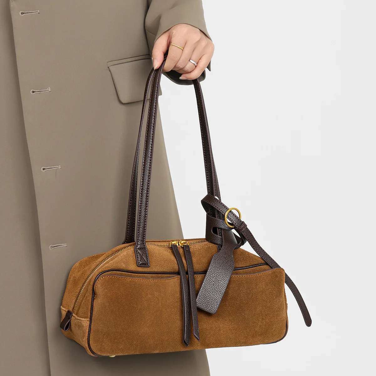 Unique Leather Work - 100% Hakiki Deri Benzersiz Eğlence Bebek