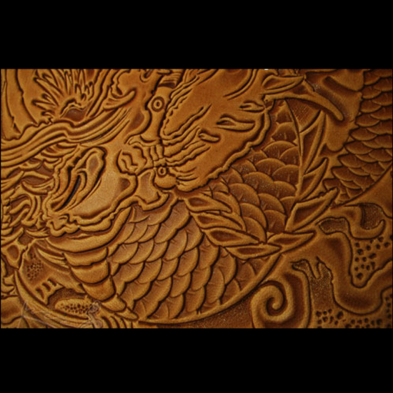 Ejderha desenli el yapımı benz - Unique Leather Work incelemesi ve fiyatı