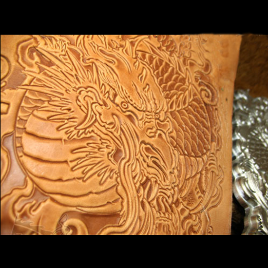 Ejderha desenli el yapımı benz - Unique Leather Work incelemesi ve fiyatı